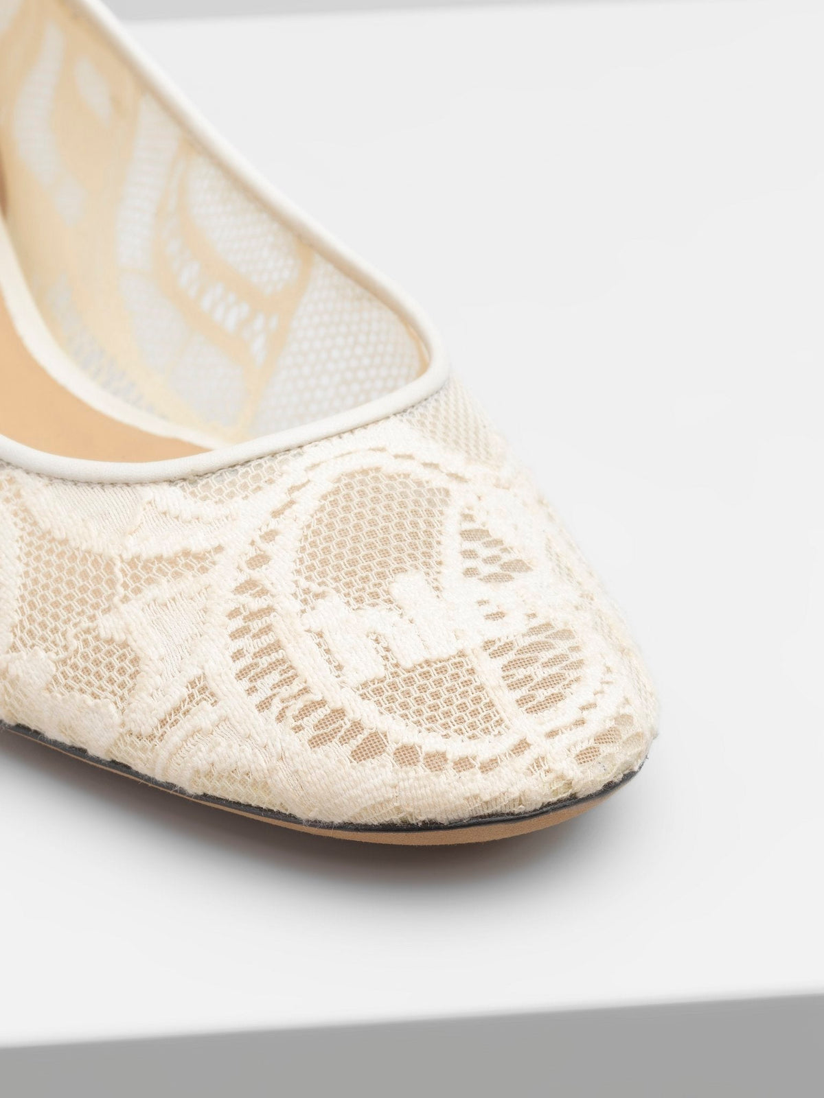 BASEPLUS_Mild Beige BALLERINAS - Mild Beige