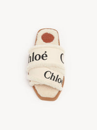 BASEPLUS_White SHEARLING FLAT SLIDE - White