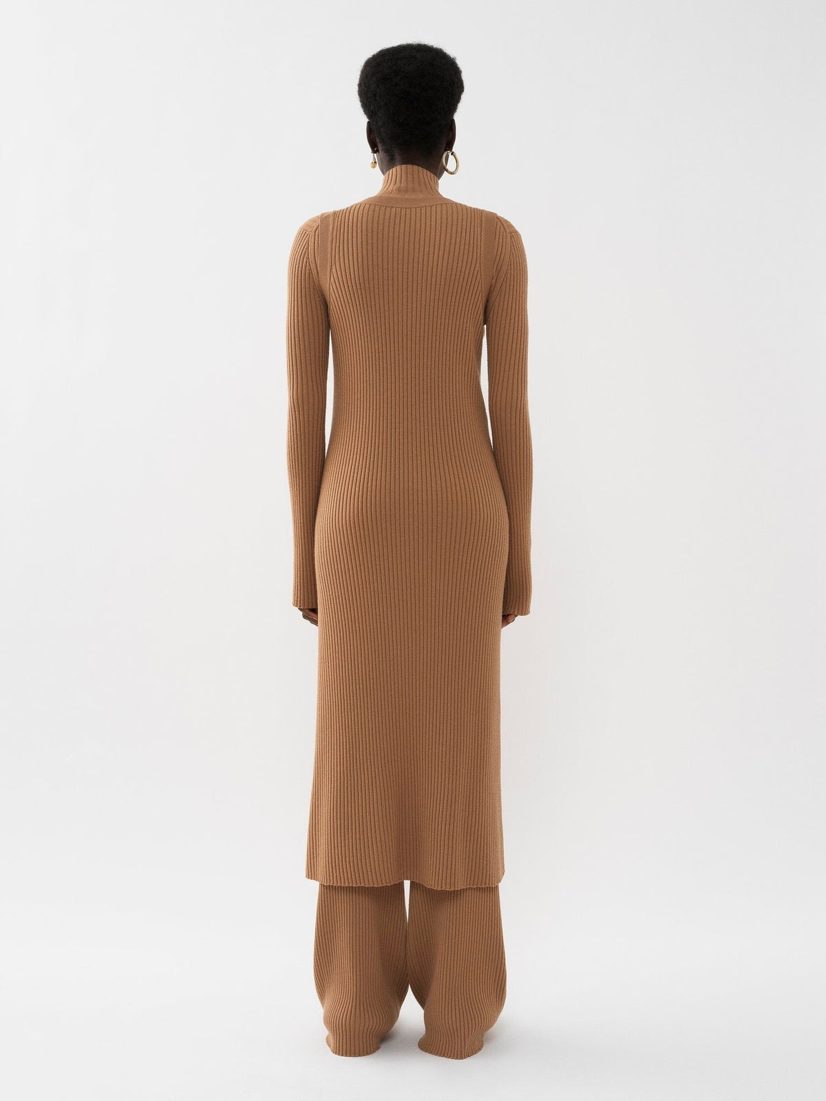 BASEPLUS_Worn Brown DRESS - Worn Brown