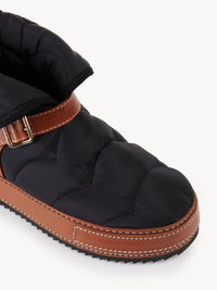 Black BOOTS - Black