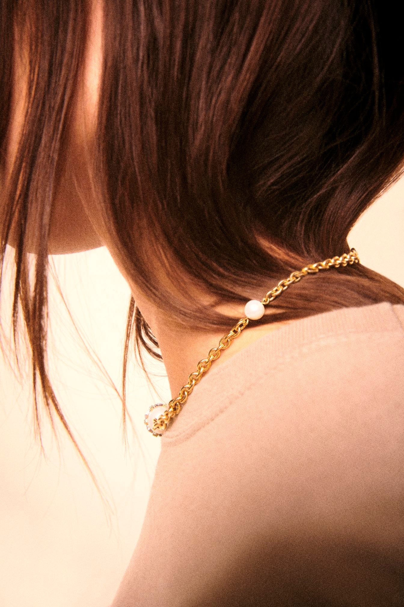 Chelsea N°3 necklace in yellow gold set with diamonds - Diamond & Emerald & Pearl