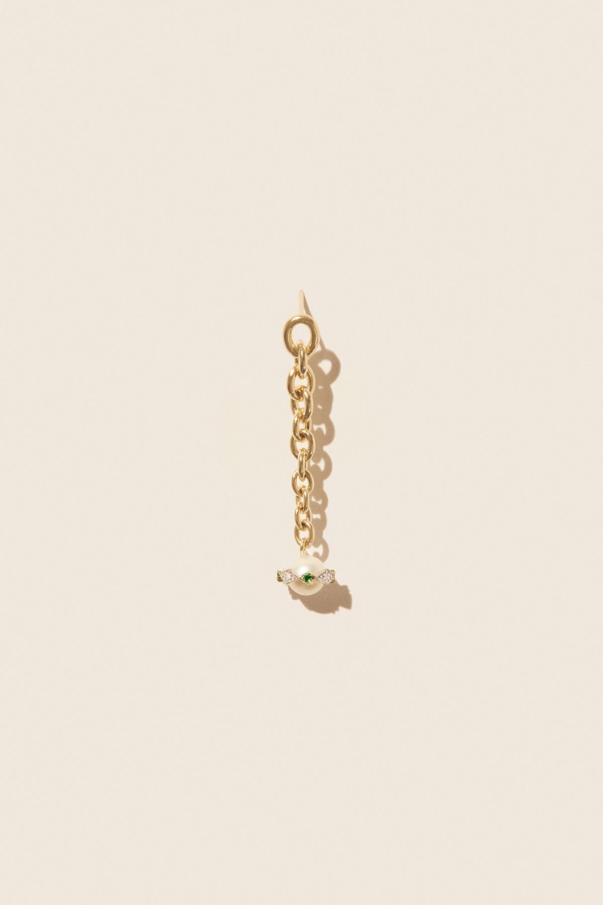 Chelsea N°2 single earring in diamond-set gold - Diamond & Pearl
