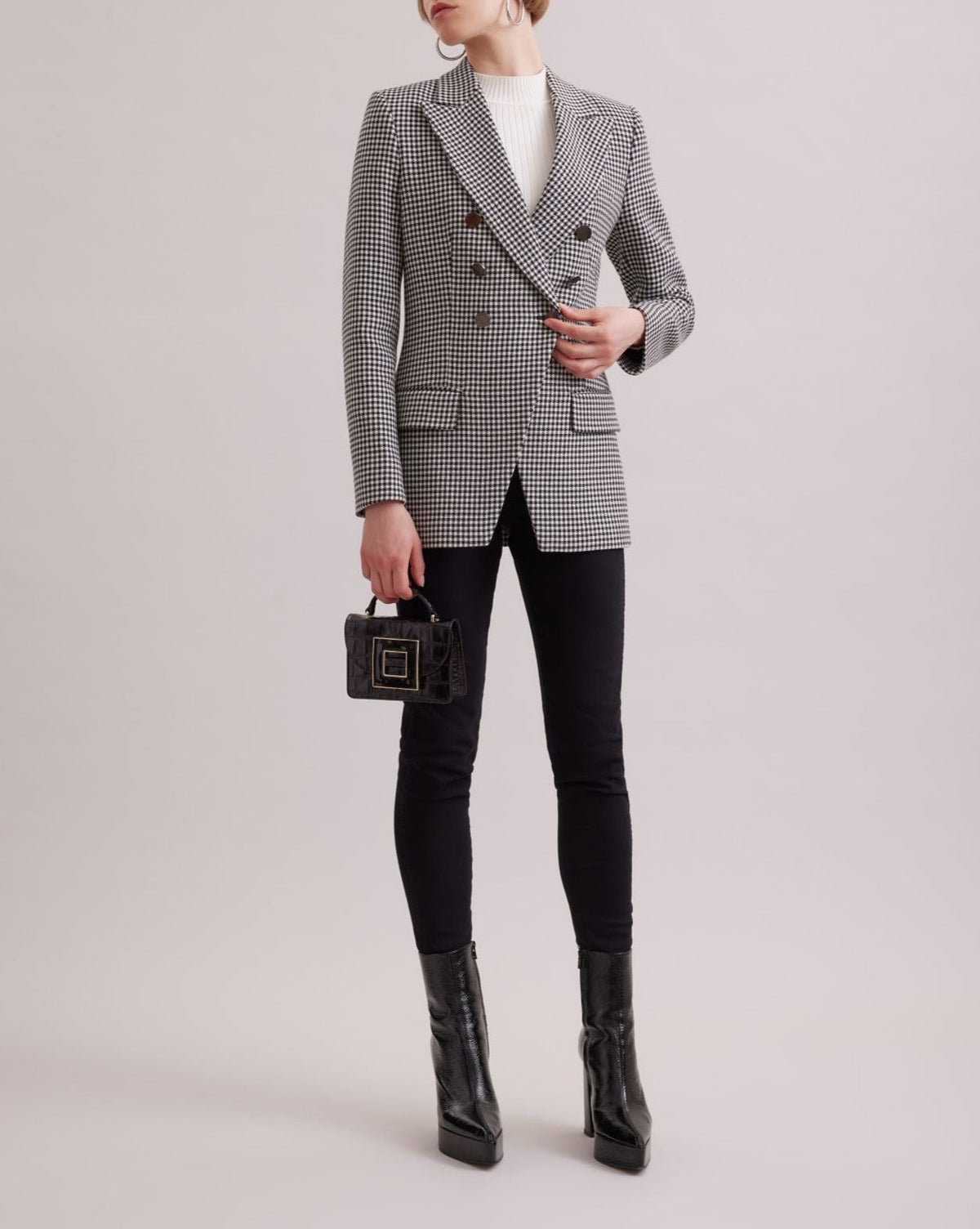 Blazer Chess - Black & White