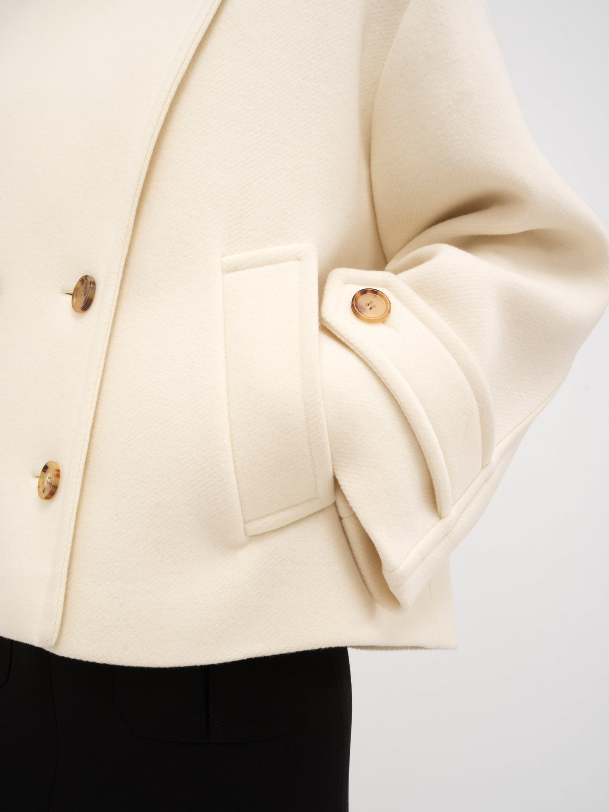 Eden White COAT - Eden White