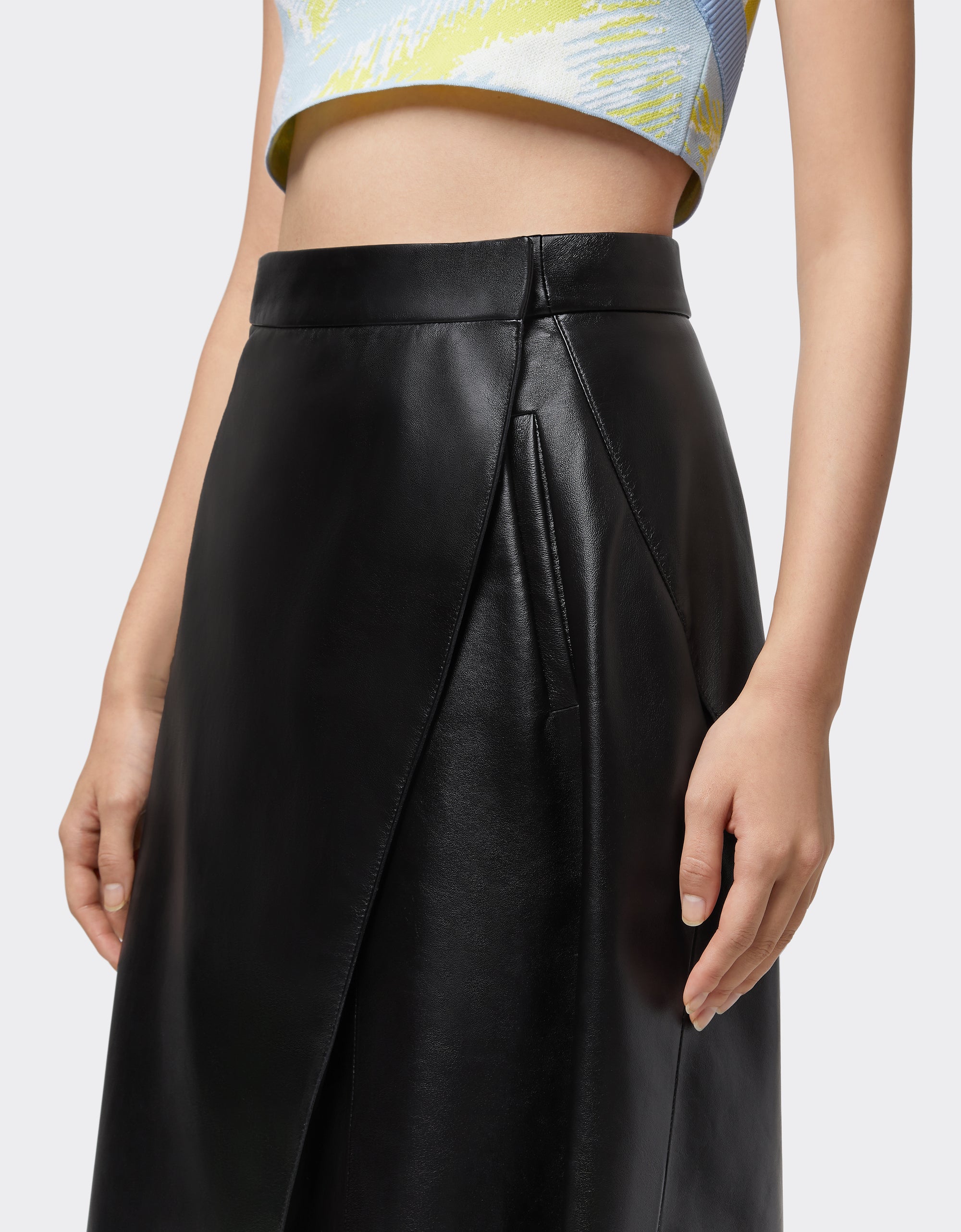 Asymmetrical leather skirt - Nero