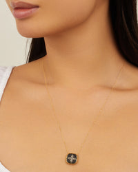 Collier trèfle en or jaune et argent avec diamant - Diamant & Résine