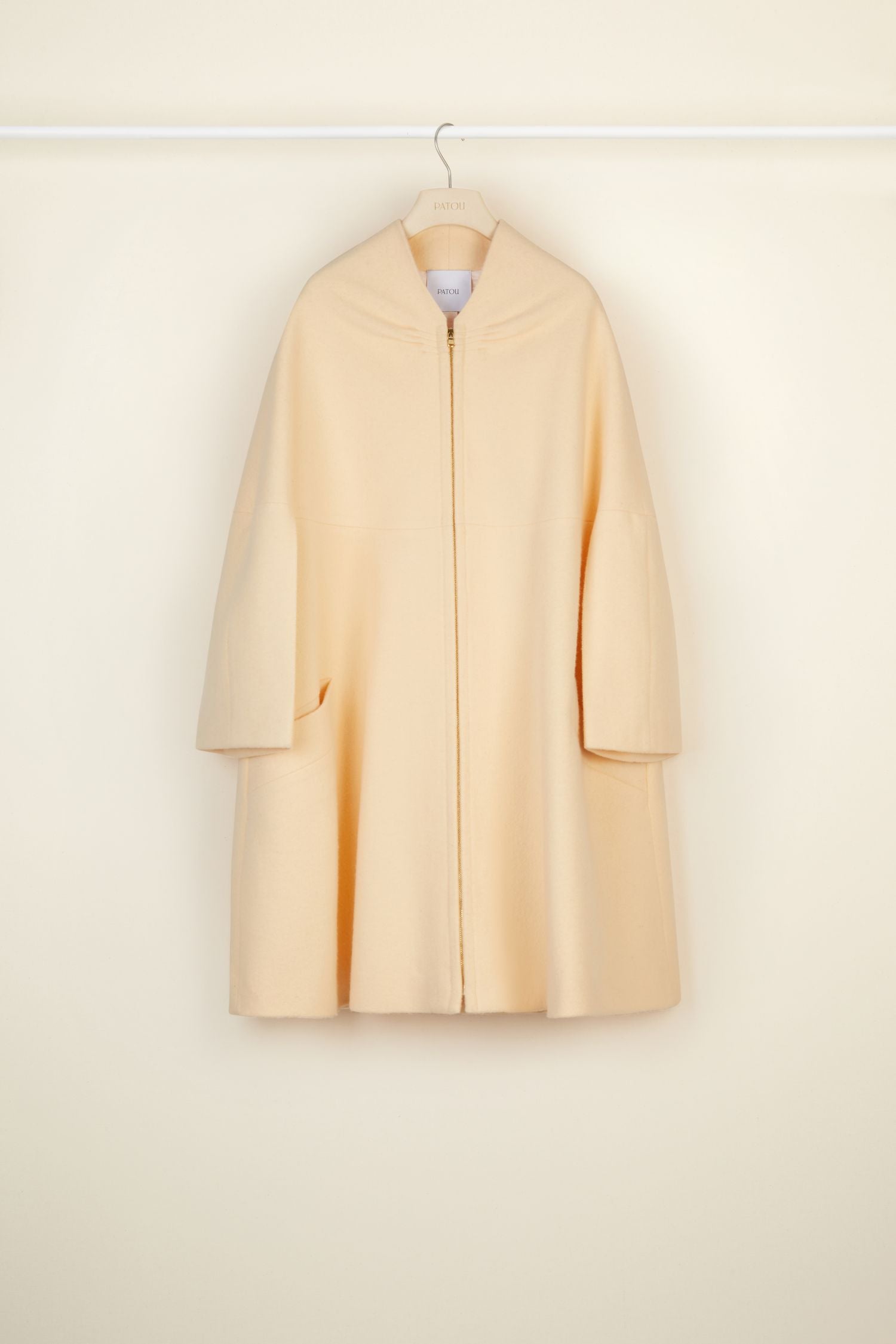 Manteau oversize en drap de laine en laine - Fleur de Pêche