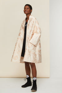 Oversized coat in floral jacquard - Peach Blossom