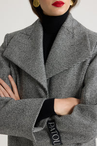 Manteau long en laine texturée