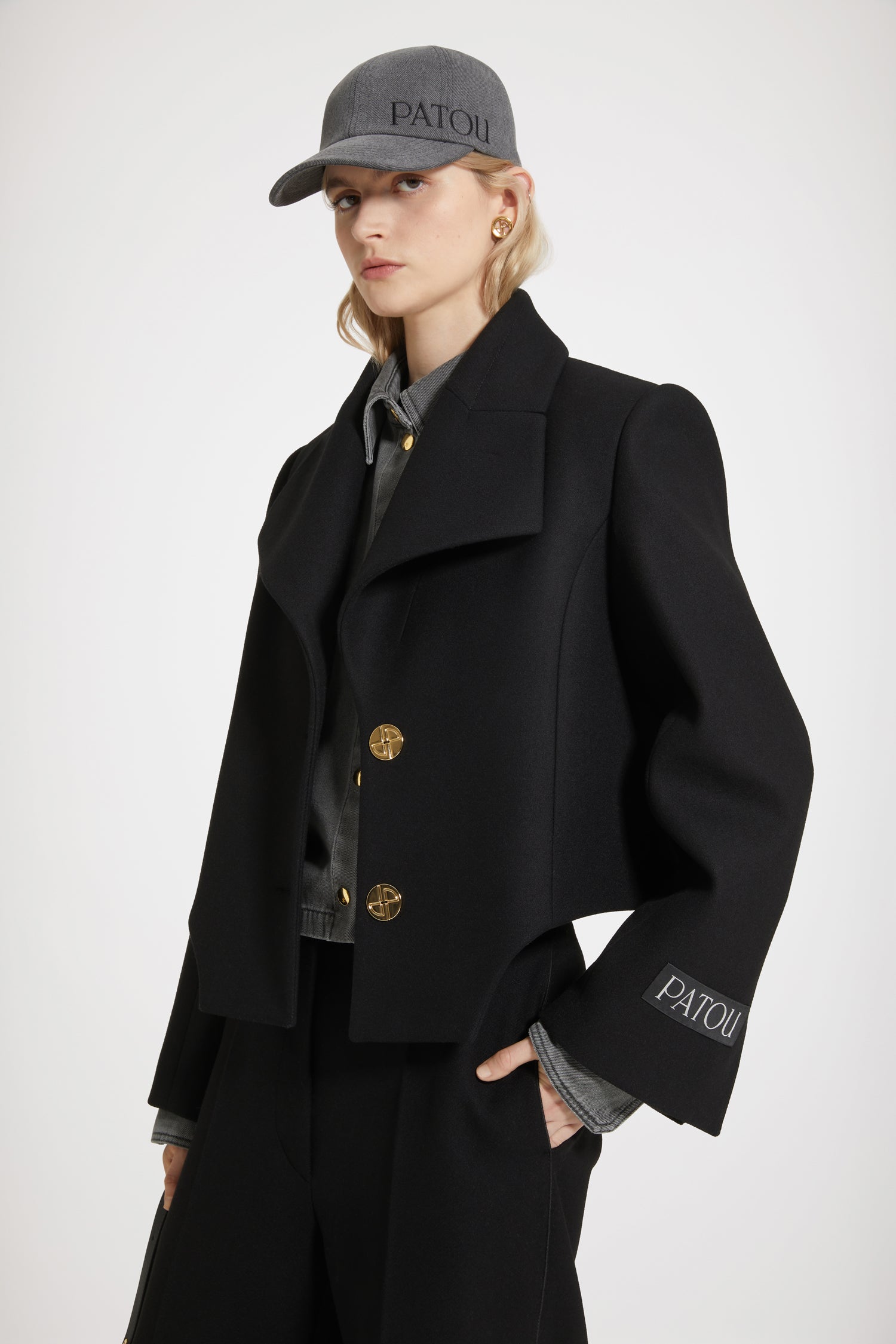 Veste courte à découpes en feutre de laine mélangée