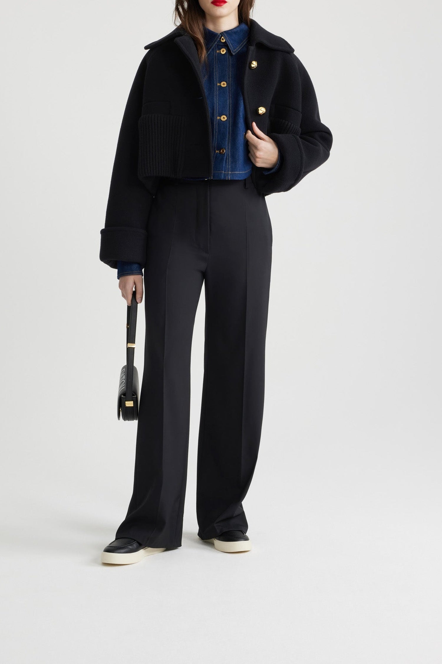 Manteau court à orlet côtelé en laine et cachemire