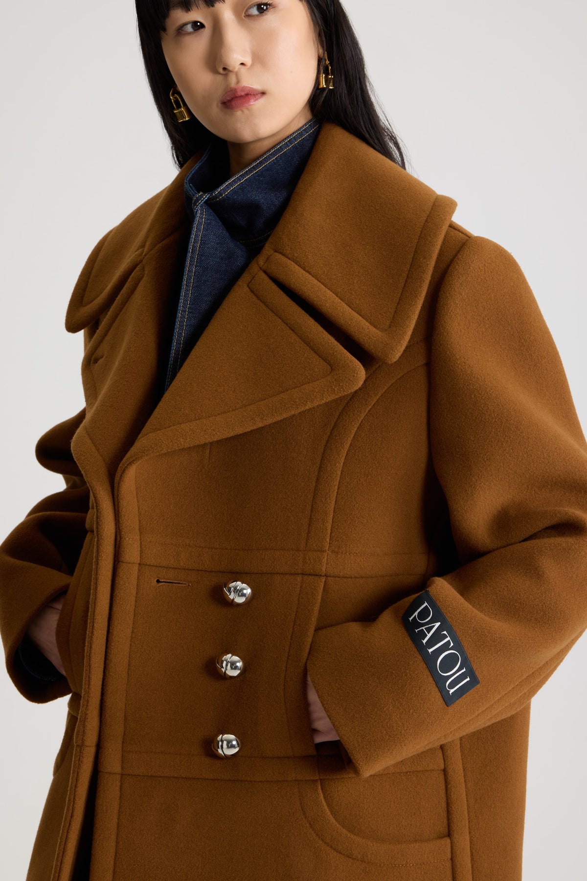 Mahogany / Manteau croisé en laine mélangée éco-responsable