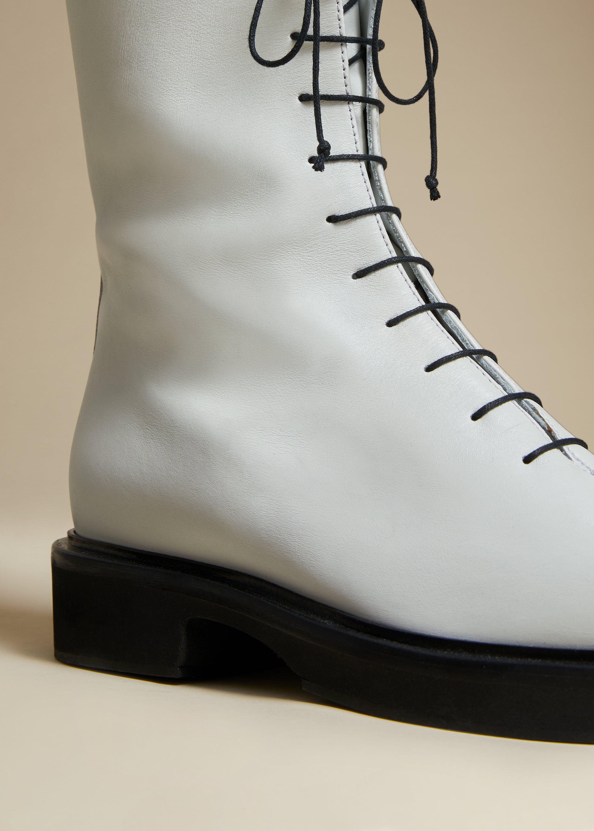 Conley boot in leather - White