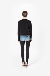 CLASSIC SWEATER