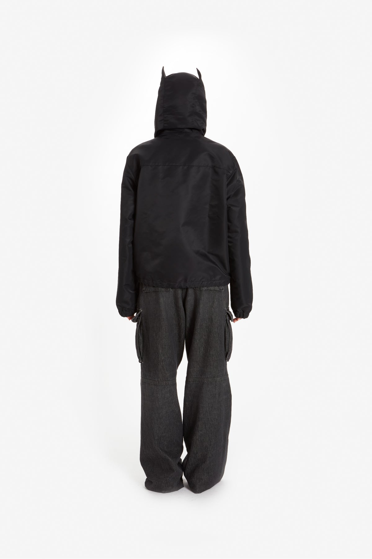 HORN ZIPPED BLOUSON JACKET