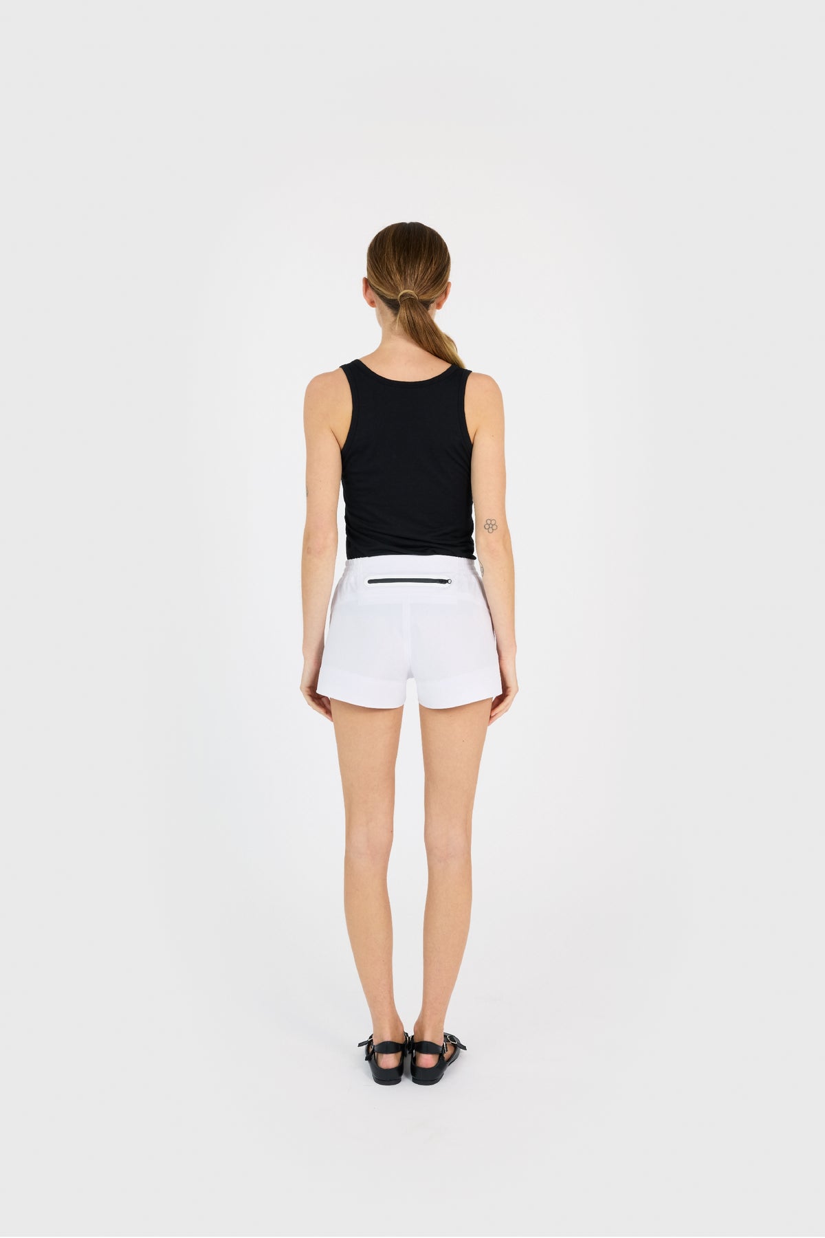 TECHNICAL TAILORED SHORTS