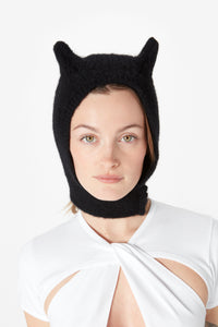 KNITTED HORN BEANIE