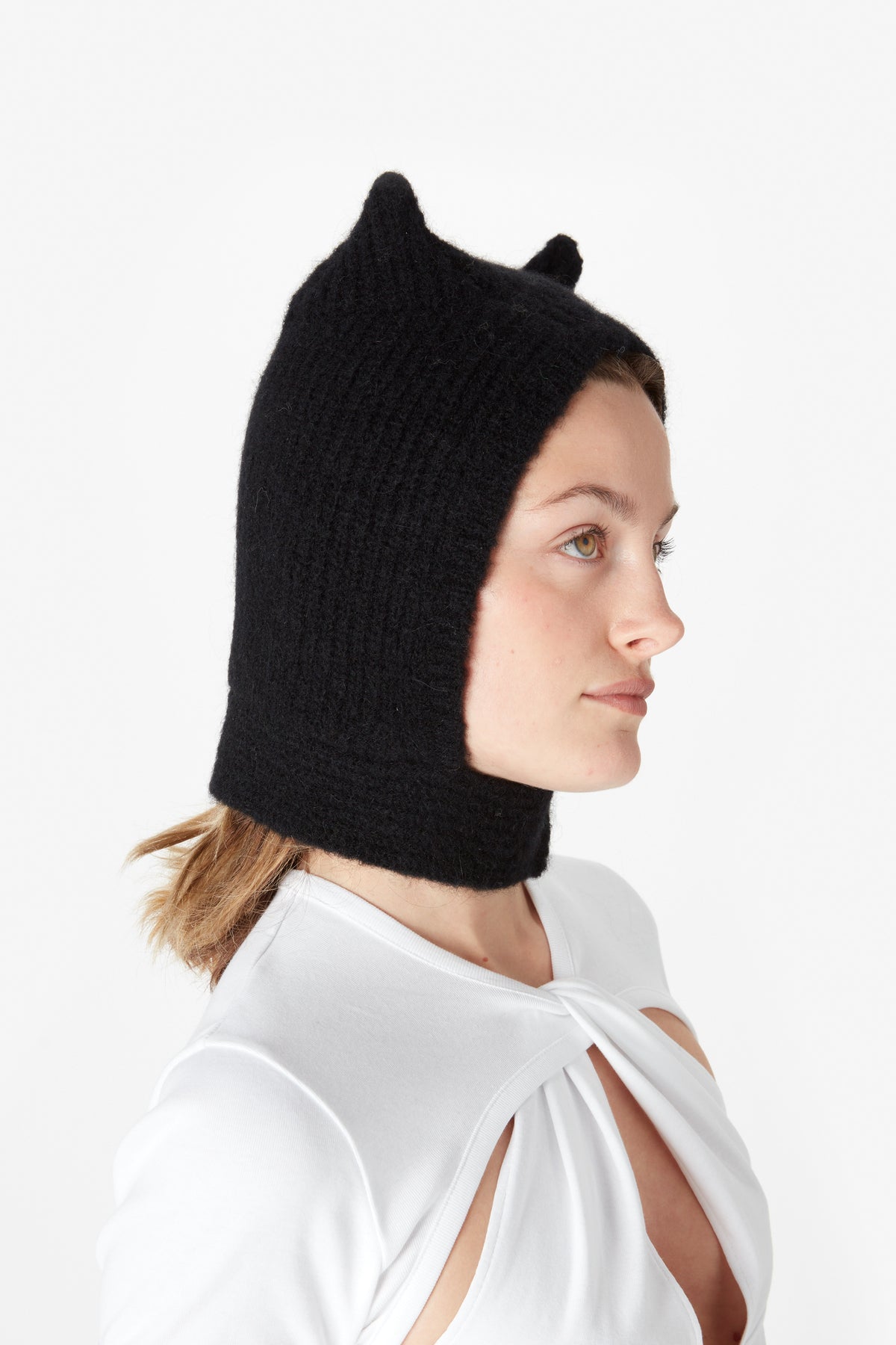 KNITTED HORN BEANIE