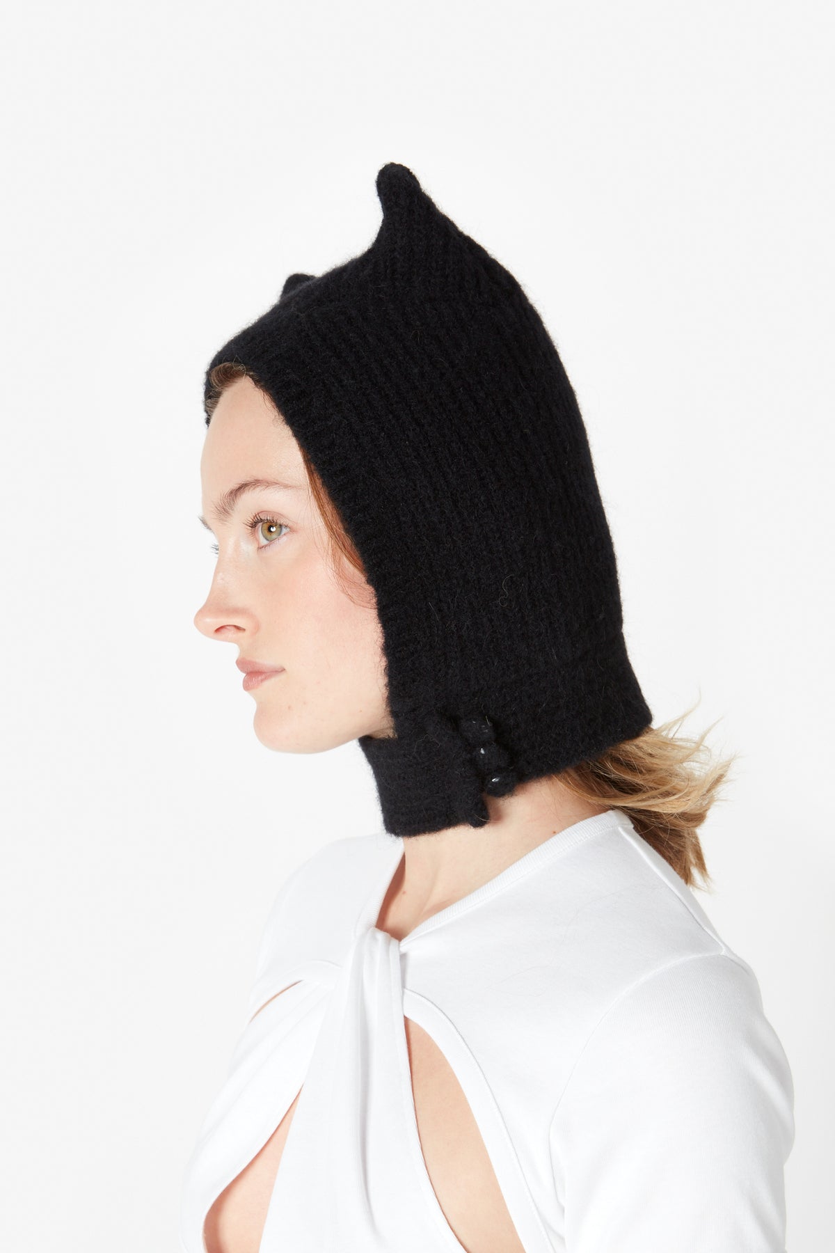 KNITTED HORN BEANIE