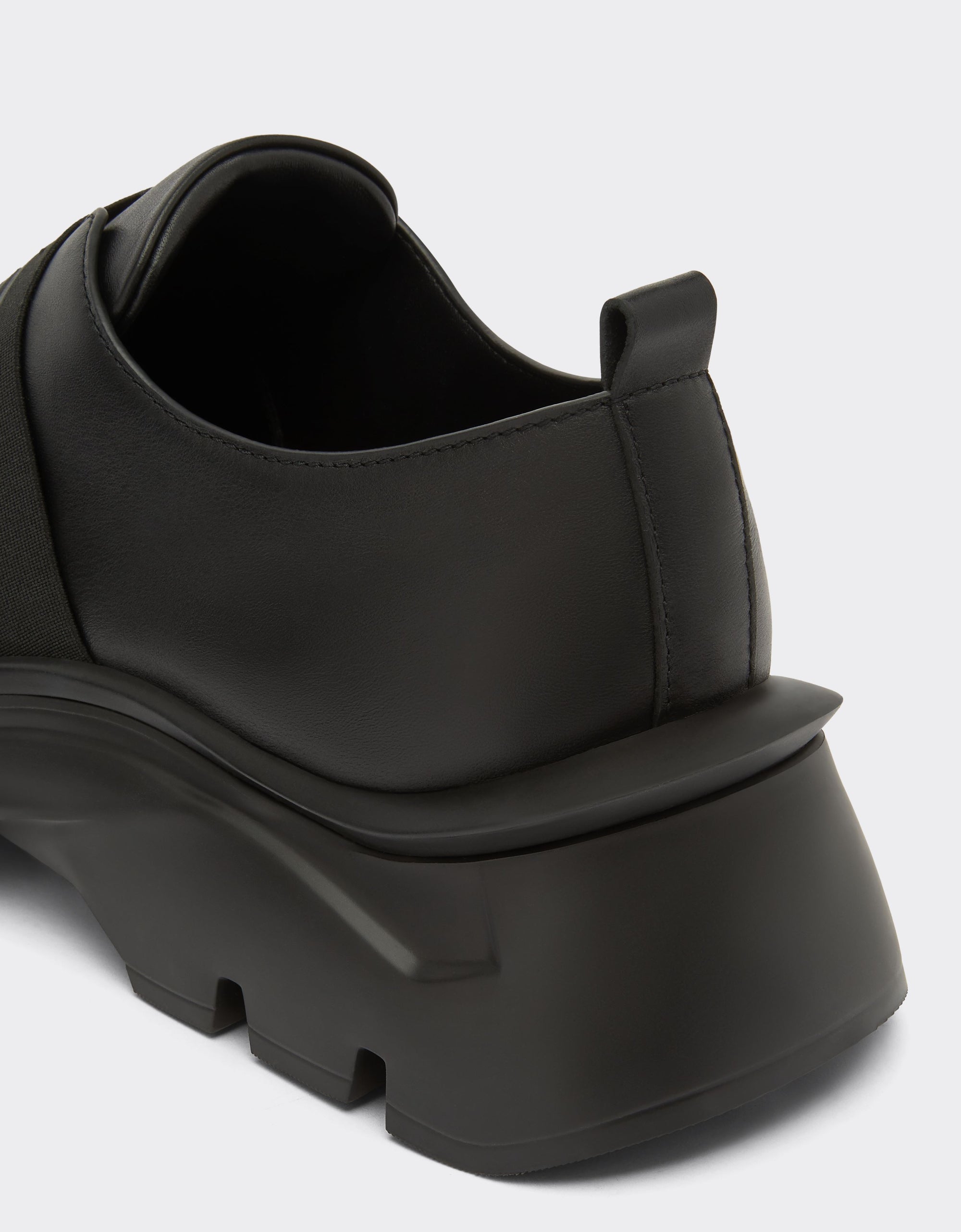 Sneakers avec ruban Ferrari en cuir - Nero