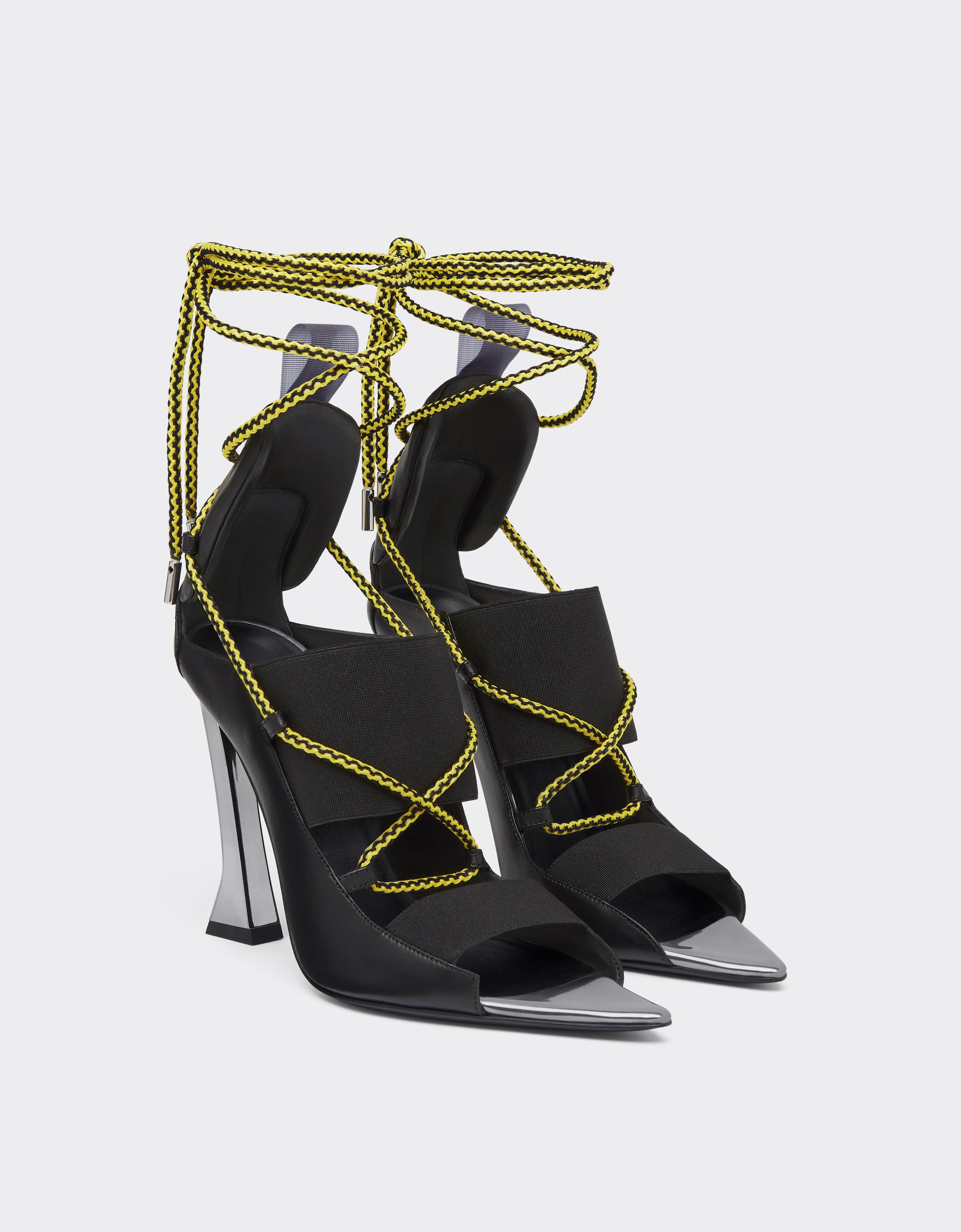 Sandales à talon avec lacets croisés en cuir - Nero