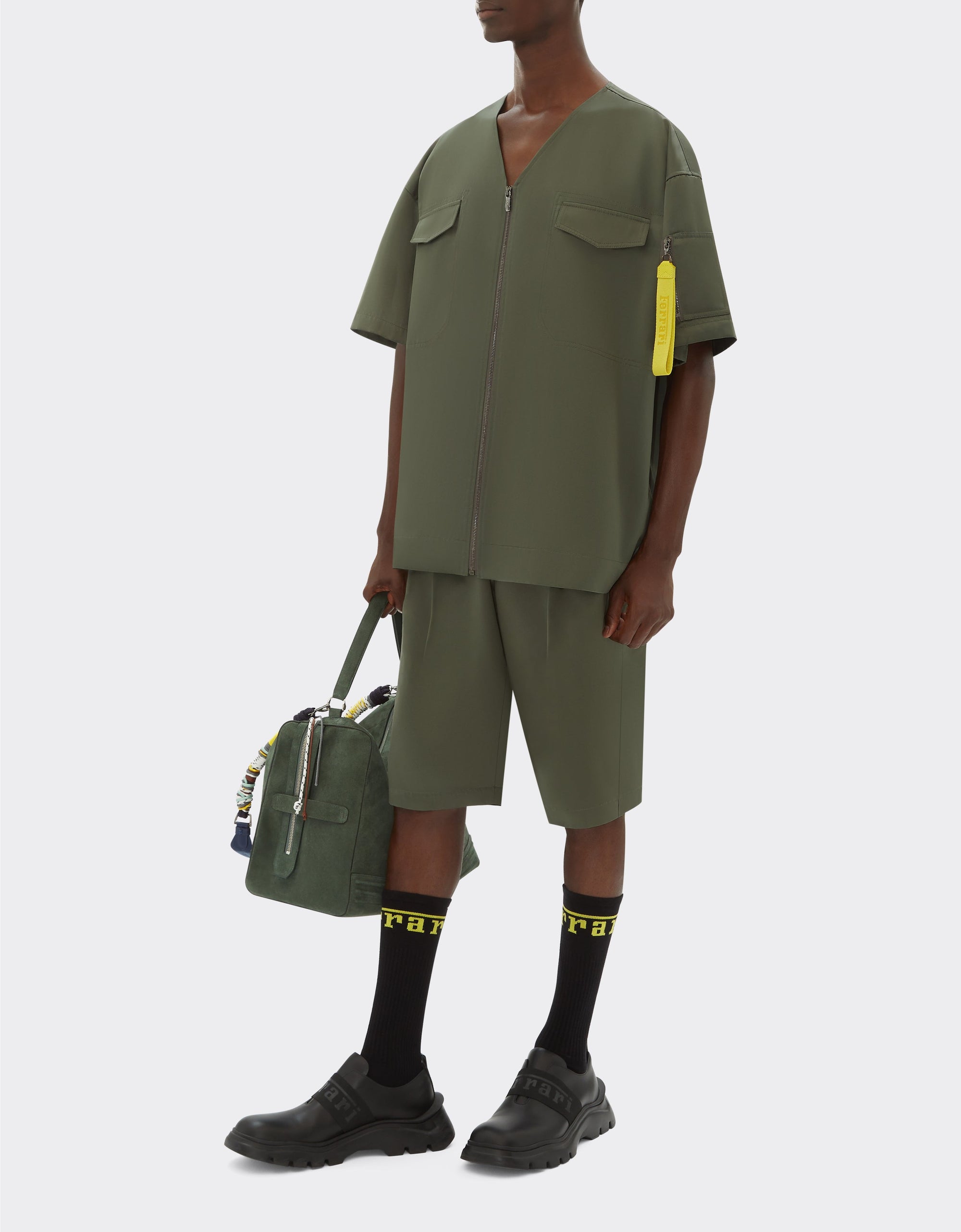 Bermuda shorts with topstitching - Grigio