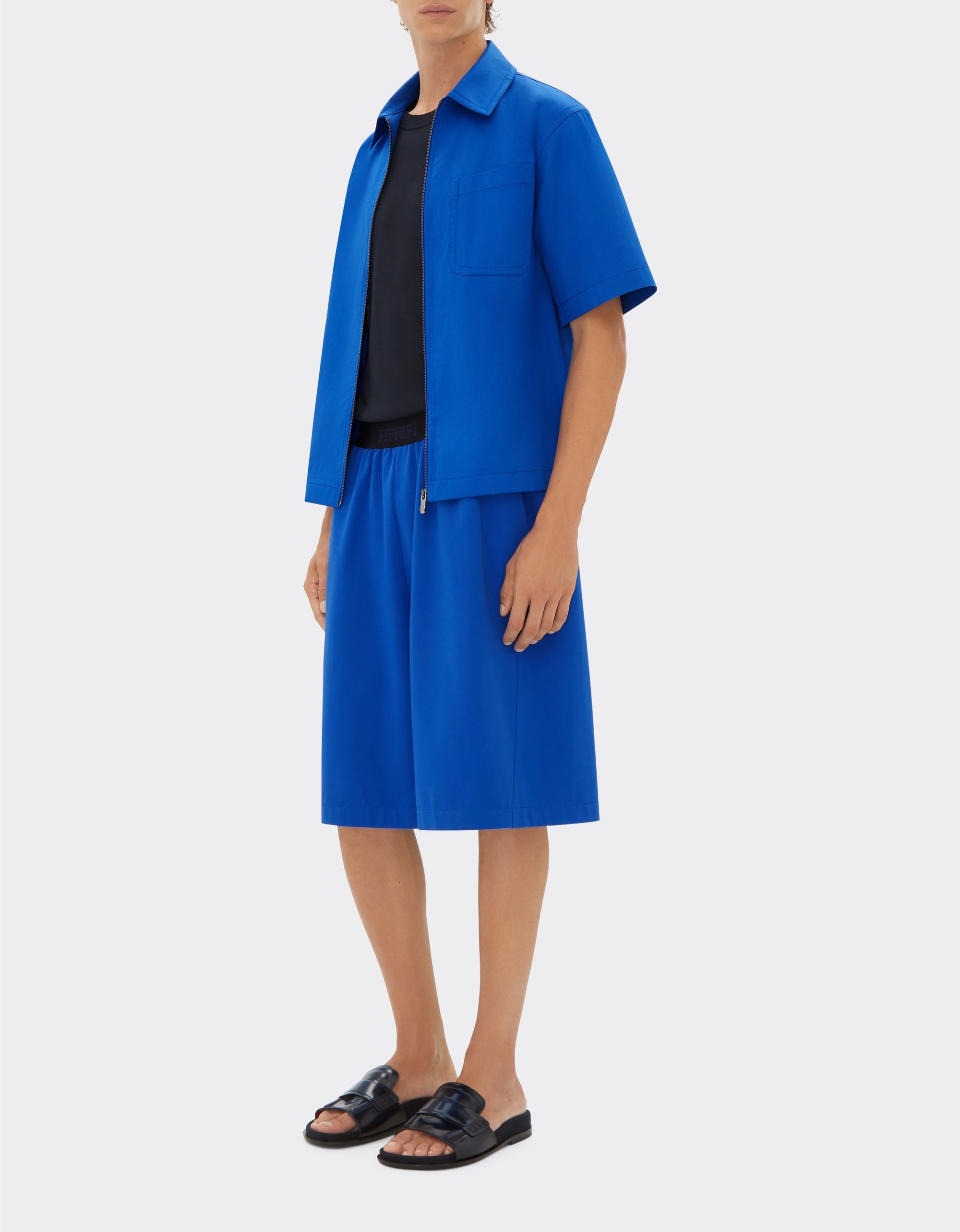 Bermuda avec élastique Ferrari - Blu Klein