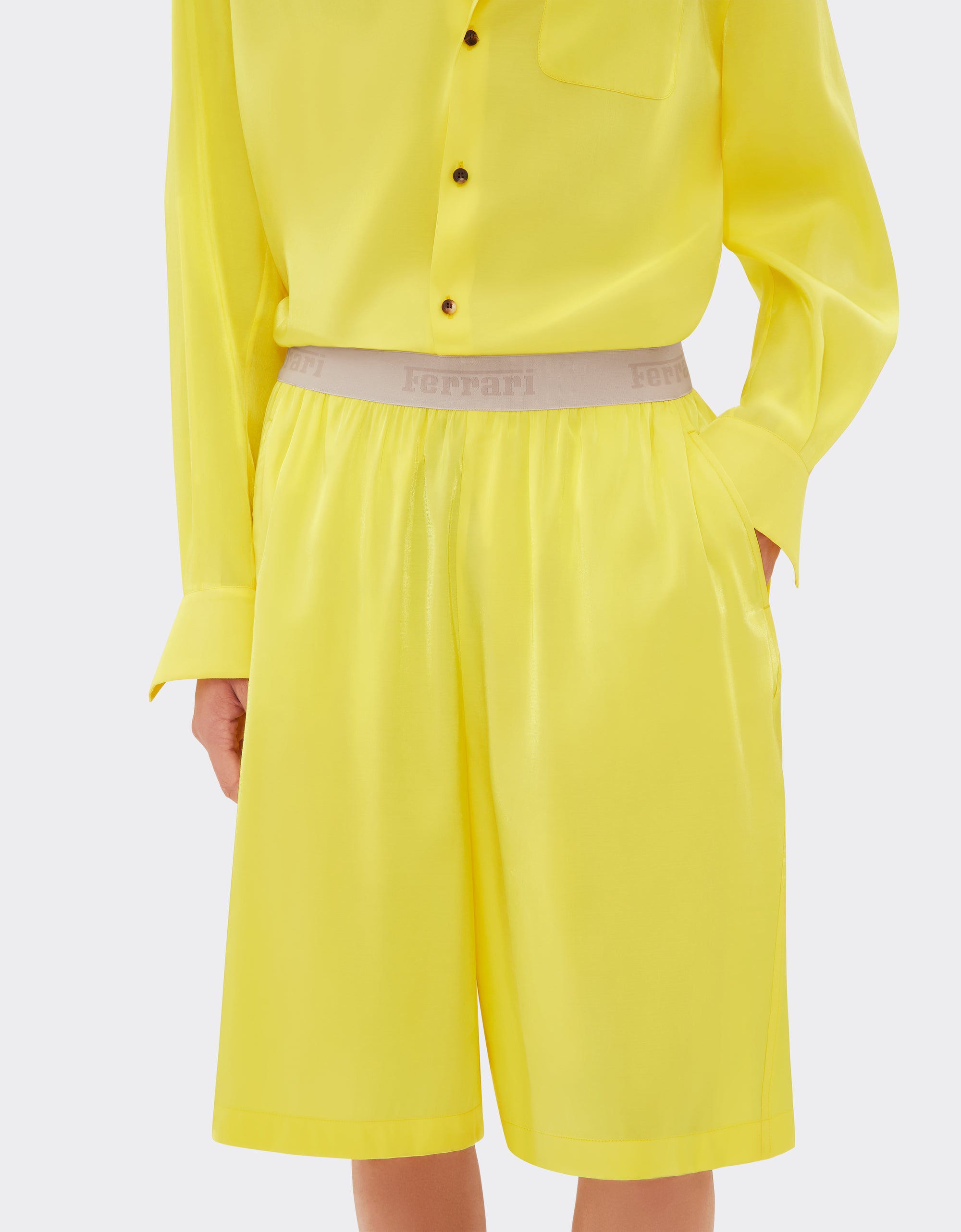 Bermuda avec élastique Ferrari - Giallo Modena