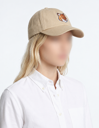 Casquette avec écusson brodé - Safari