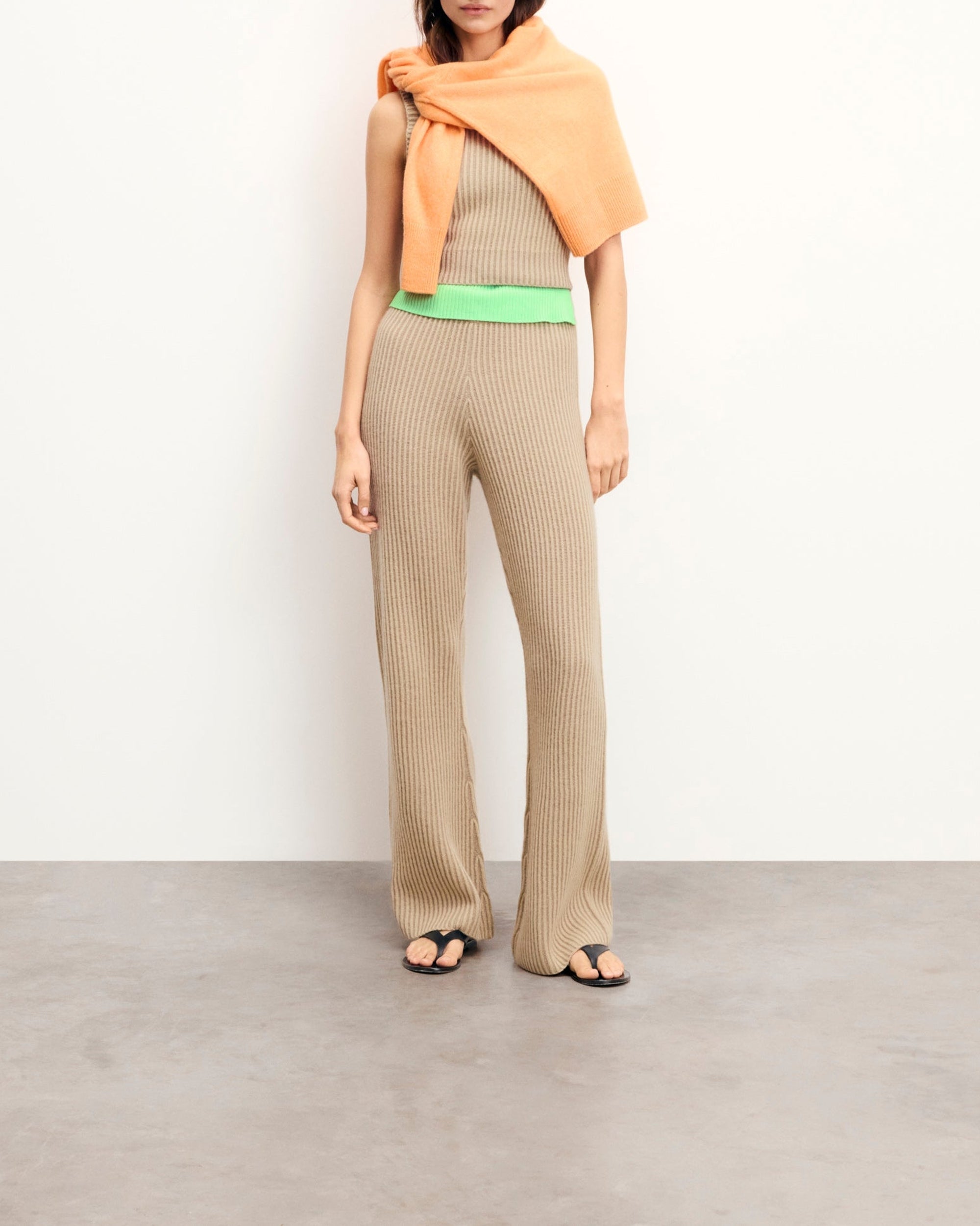 Pull sans manches bicolore en cachemire - Beige