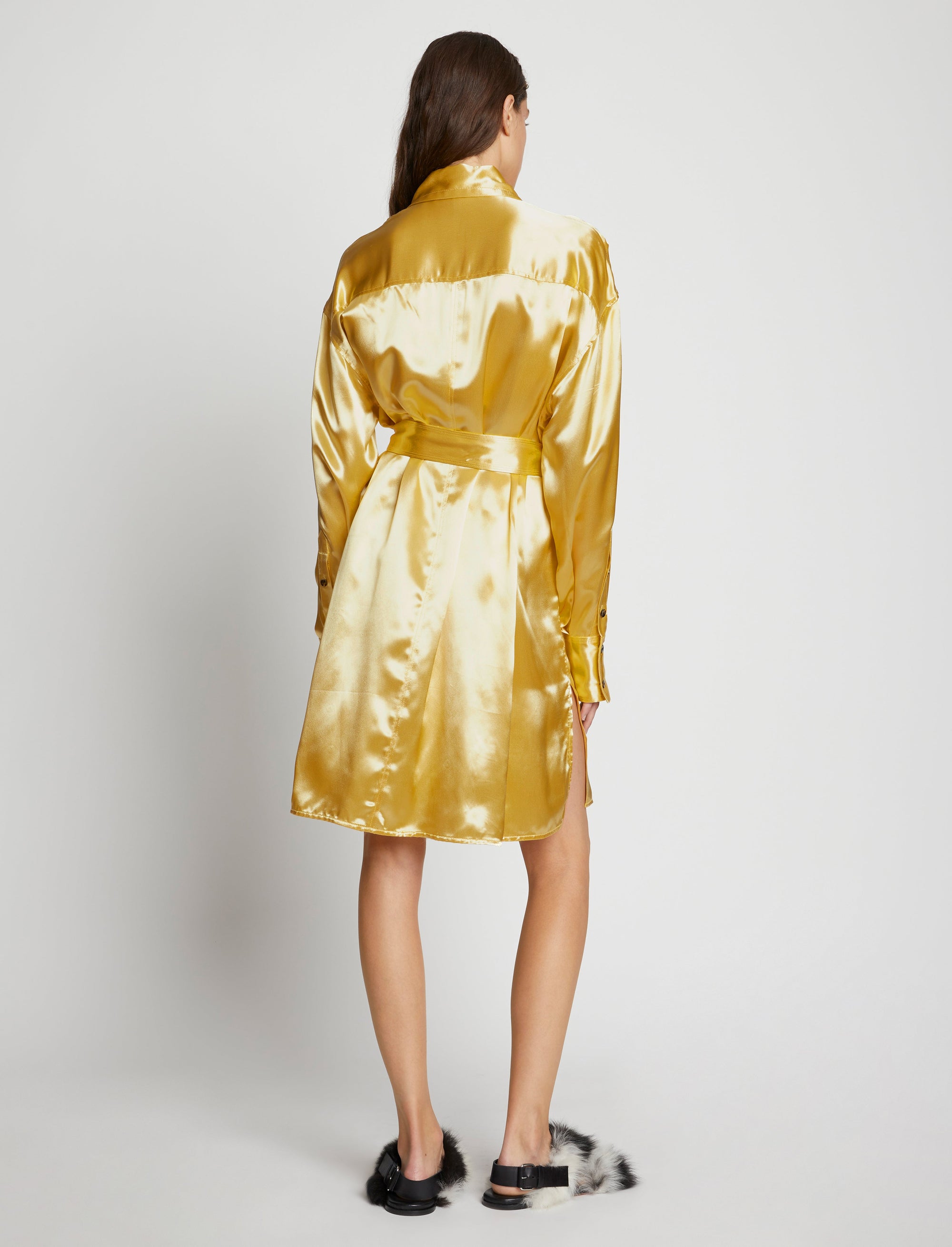 Robe chemise Glace ceinturée en satin - Butter