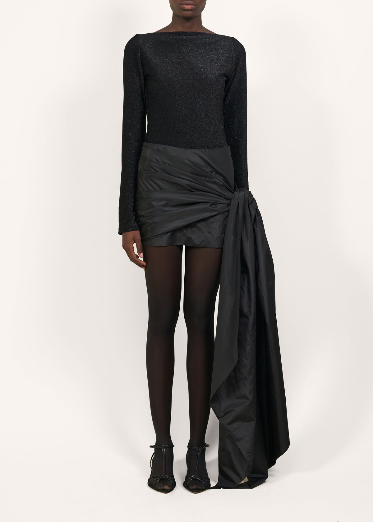 Black / Opium Flower Heel