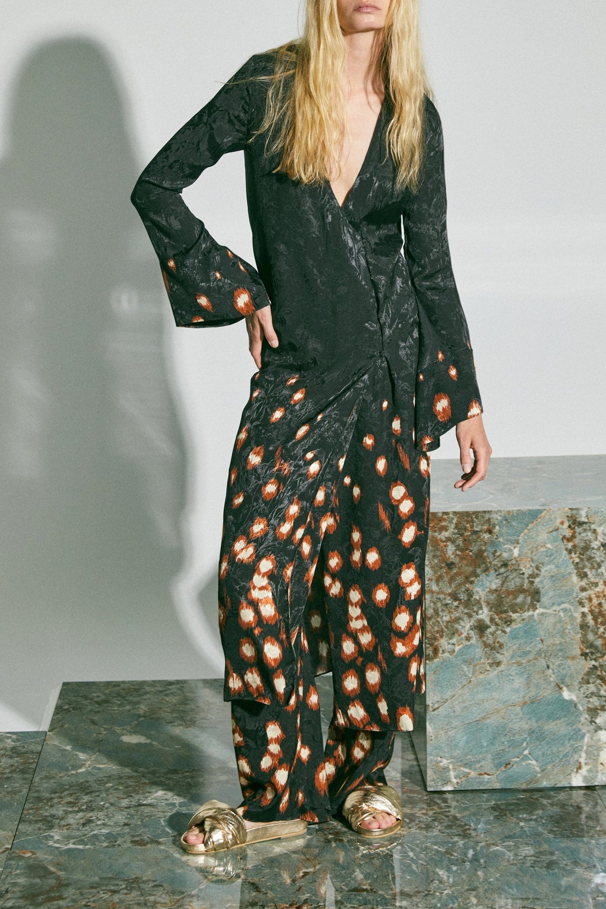 Inner Strength wrap dress in cotton - Black