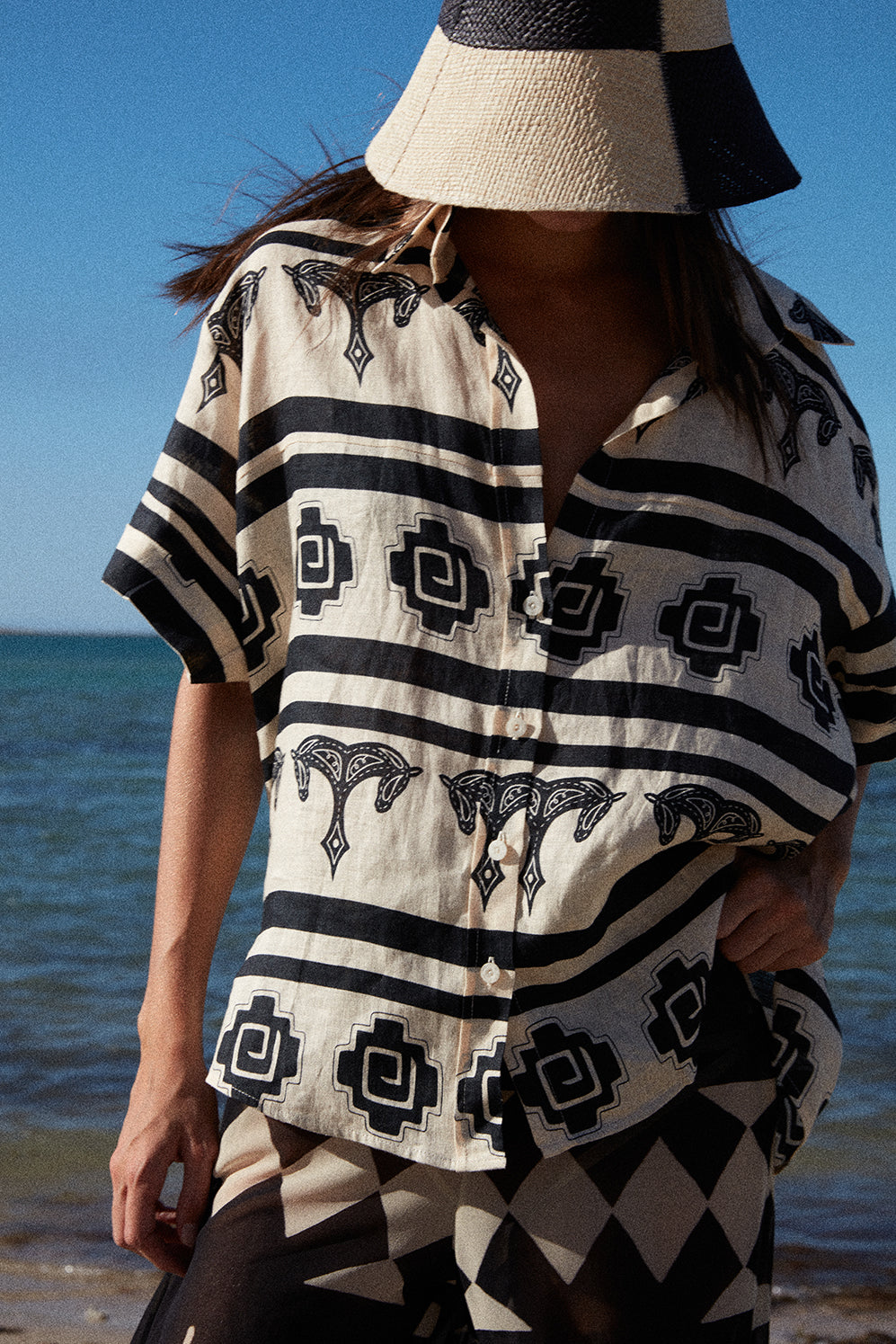 Black / La Creciente Shirt