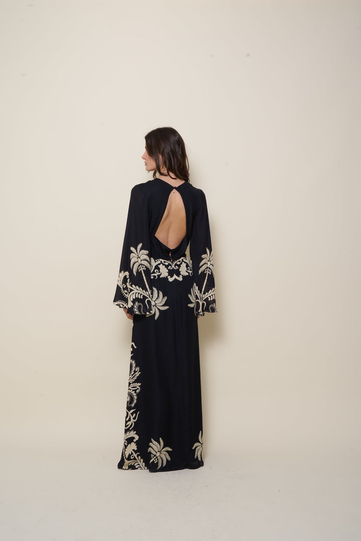 Black / Legenda Del Tiempo Dress