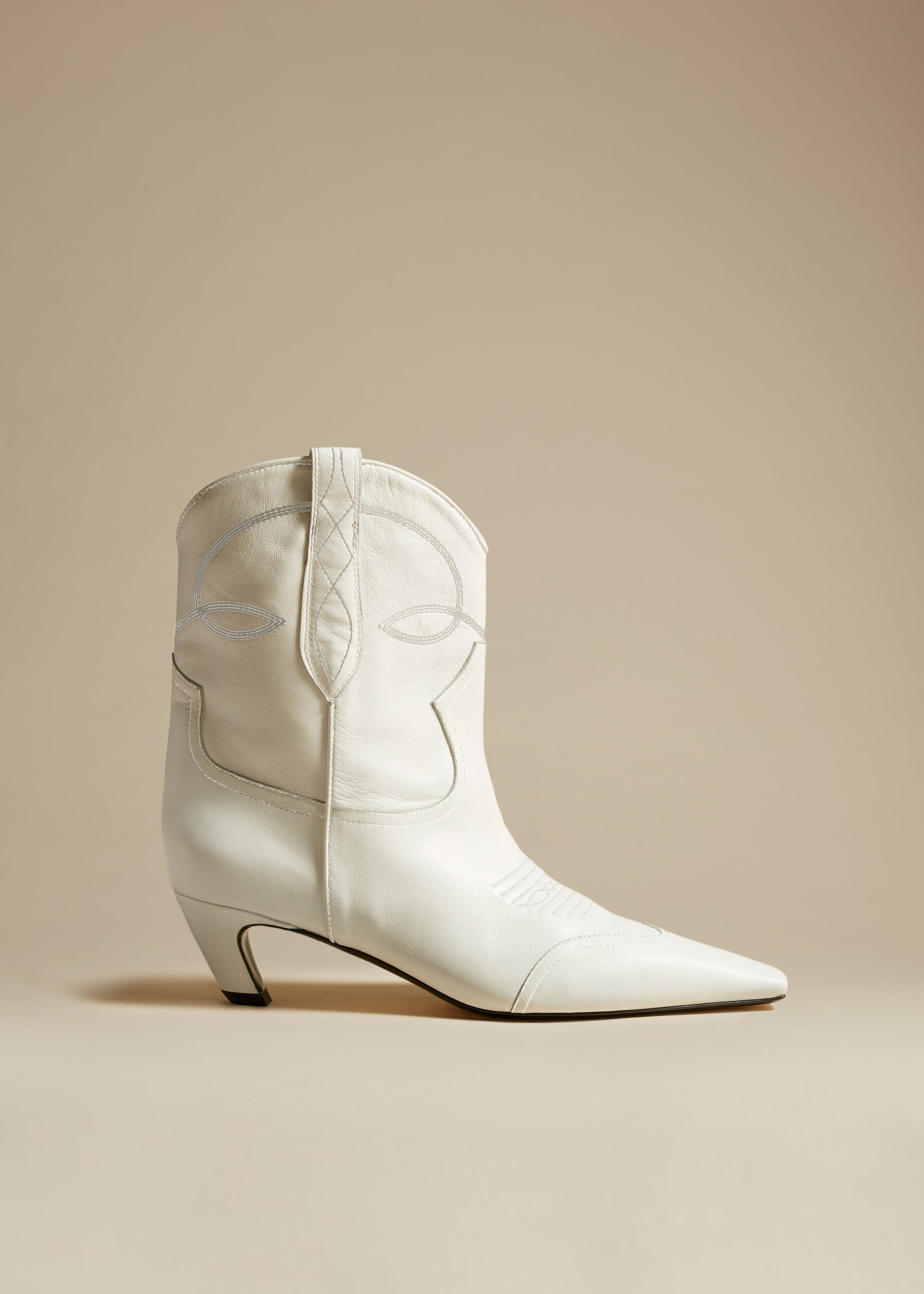 Dallas ankle boot in leather - White