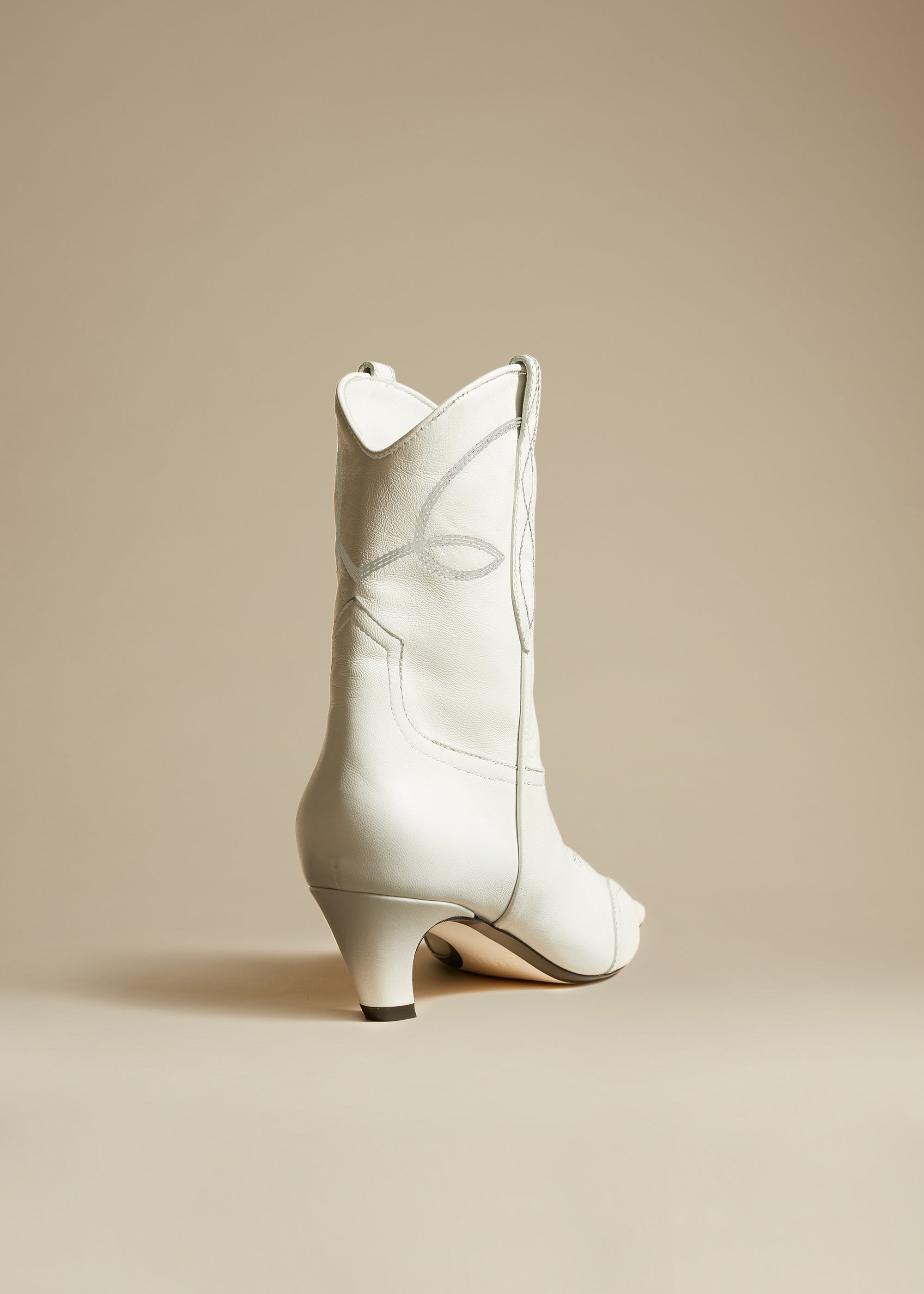 Dallas ankle boot in leather - White