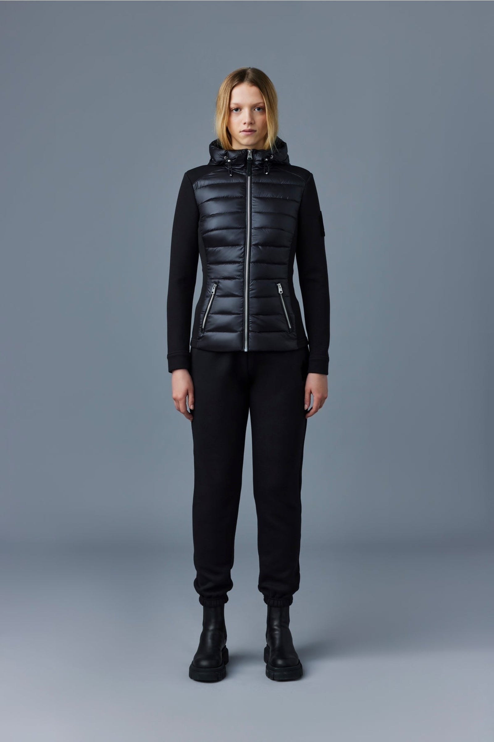 Veste Della à capuche matelassée - Black