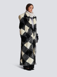 Manteau long vichy en fausse fourrure - Noir & Blanc