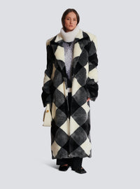 Manteau long vichy en fausse fourrure - Noir & Blanc