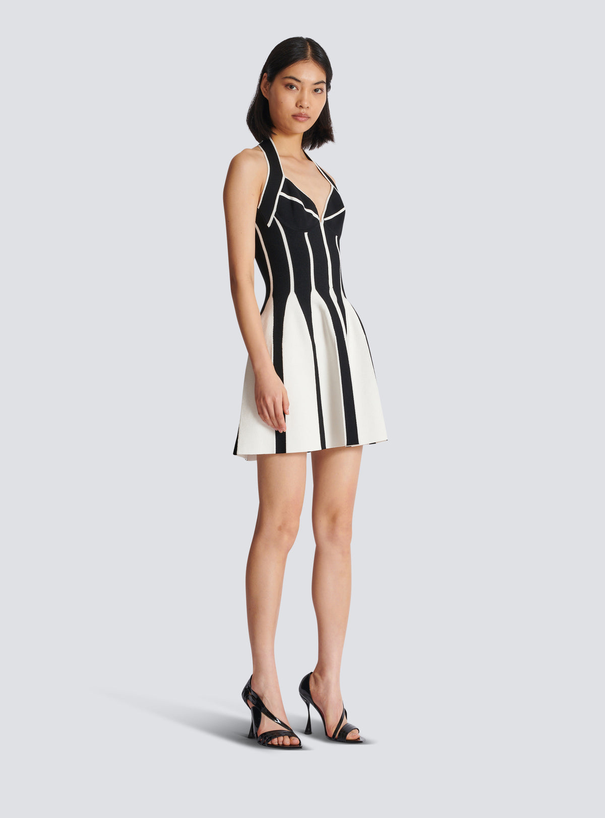 Robe dos-nu patineuse en maille - Noir & Blanc