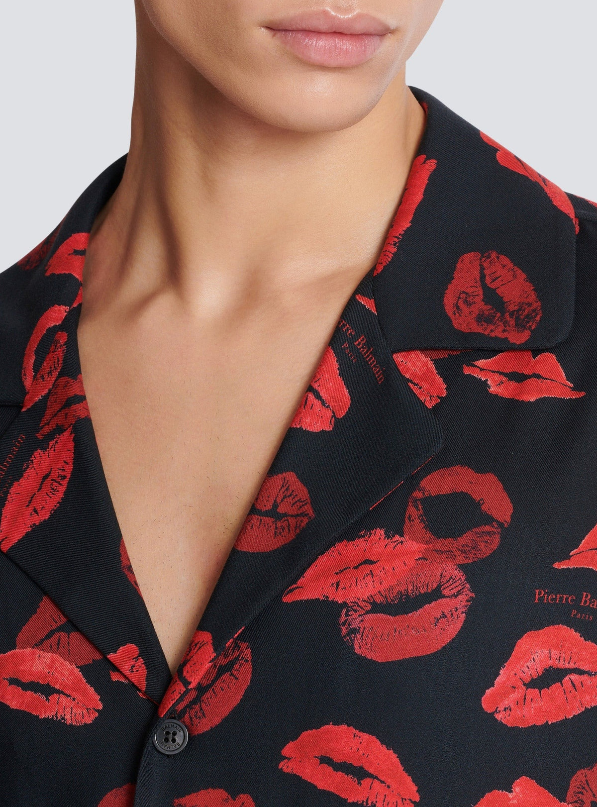 Chemise pyjama en twill imprimé kiss - Noir & Rouge Vif