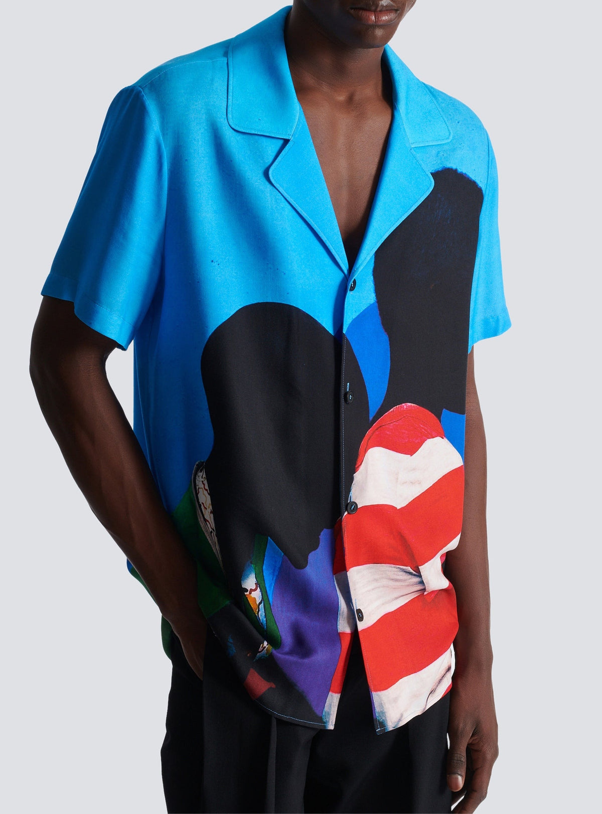 Chemise pyjama en twill imprimé prince gyasi - Bleu & Multicolore