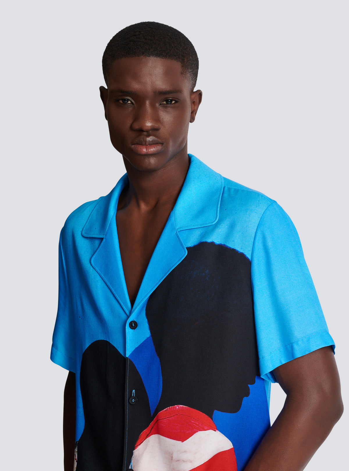 Chemise pyjama en twill imprimé prince gyasi - Bleu &  Multicolore