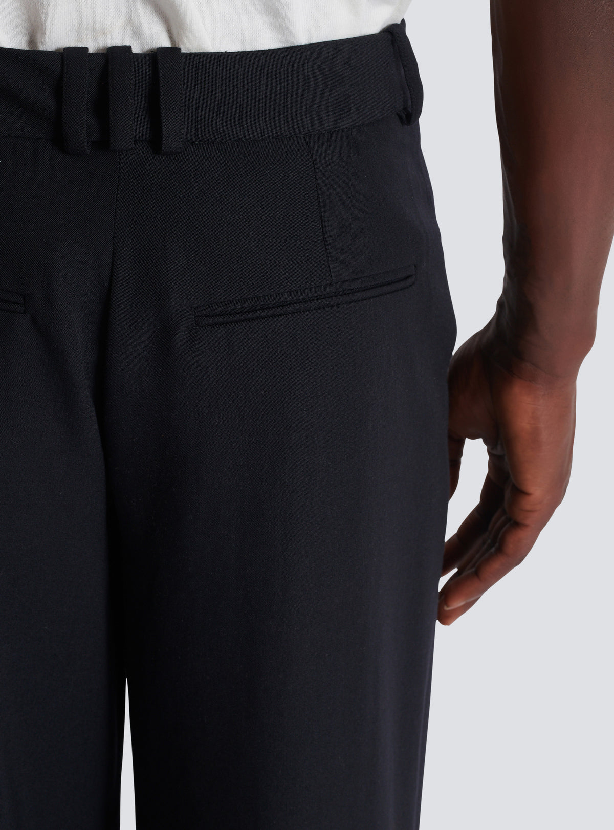 Pantalon à plis en grain de poudre - Noir