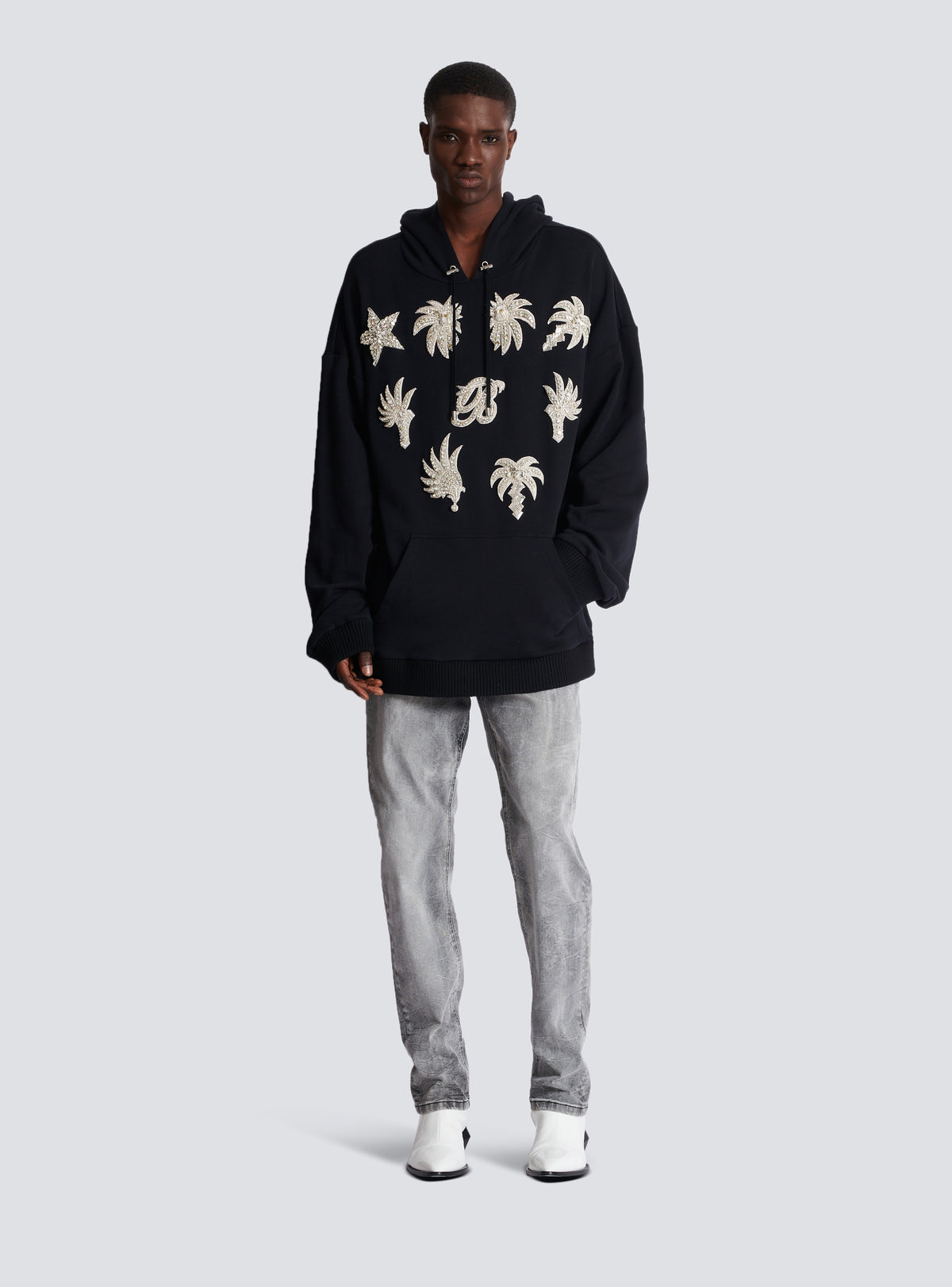 Hoodie avec badges brodés - Noir & Cristal