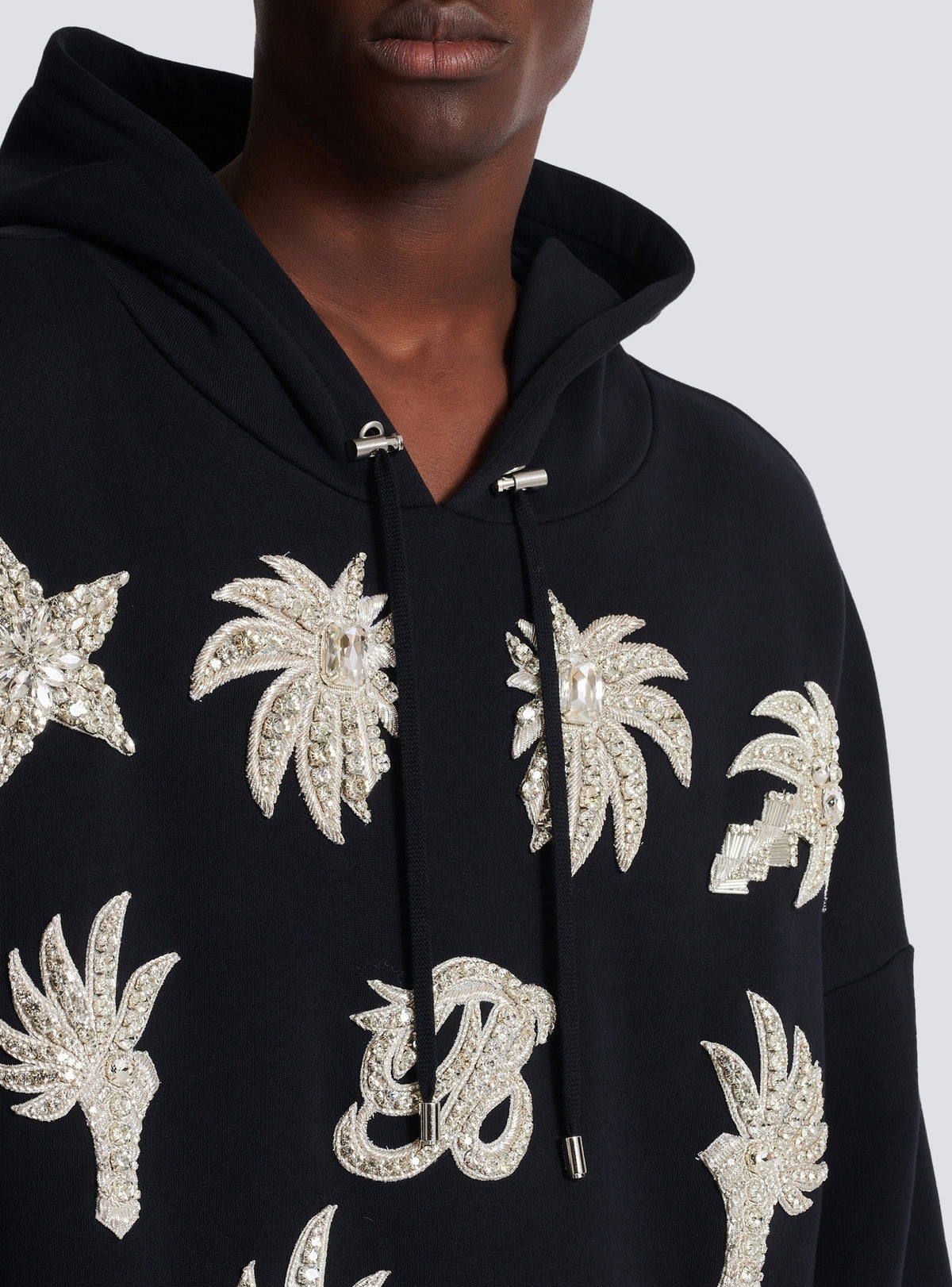 Sweat à capuche brodé - Noir & Cristal