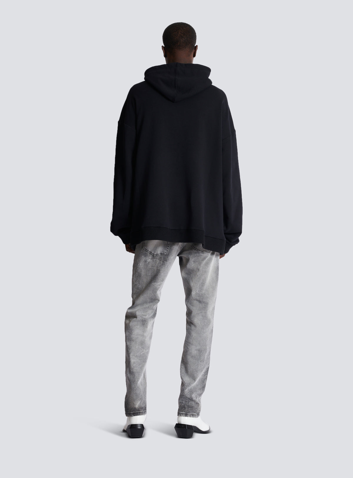 Hoodie avec badges brodés - Noir & Cristal