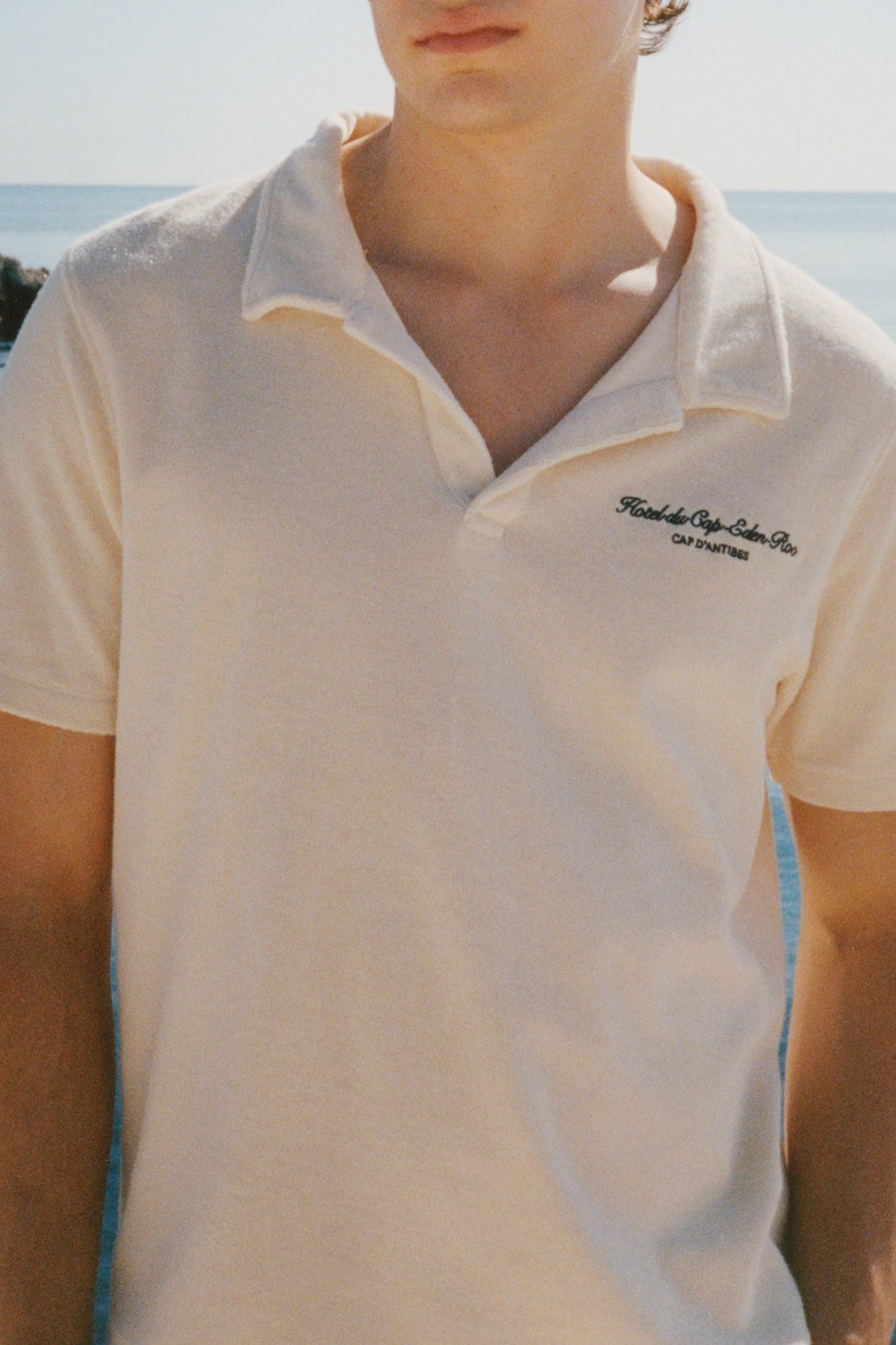 Polo Eden Script brodé en velours - Cream