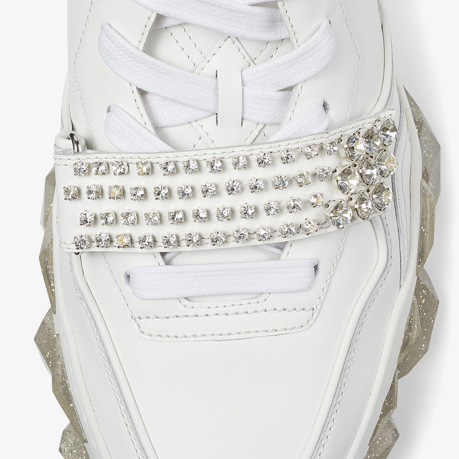 ZNO STOCK 0 DJV 17/5 ST 29% Price 260 / Reco 170 X WHITE/CRYSTAL Trainer DIAMOND X STRAP/M